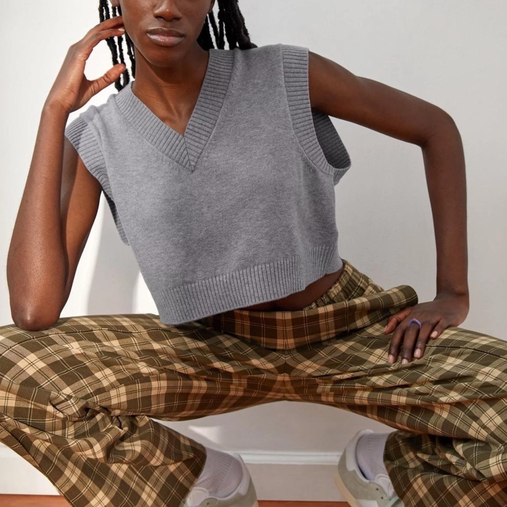 Aritzia Sunday Best Winston Crop vest